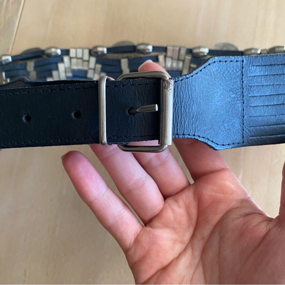 Vintage Leather Turquoise Concho Belt Size M Silver Black Blue Cowgirl Statement - Picture 2 of 8